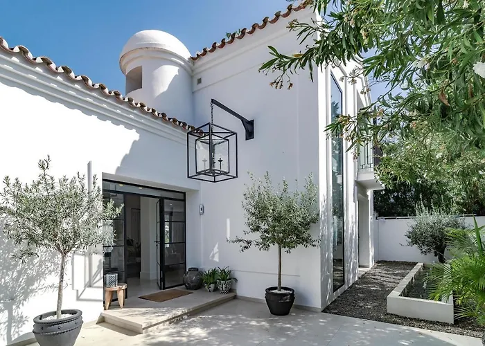 Deluxe Villa